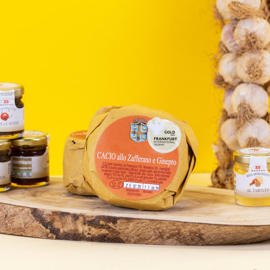 Pecorino affinato allo Zafferano e Ginepro